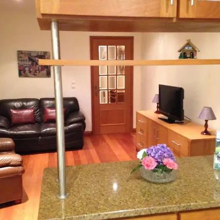 Casa Nuno E Lorena - Casa Completa E Localizacao Ideal Tatil Evi *