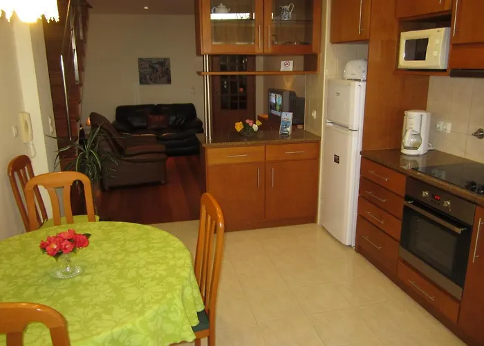 펜션 Casa Nuno E Lorena - Casa Completa E Localizacao Ideal Ponta Delgada